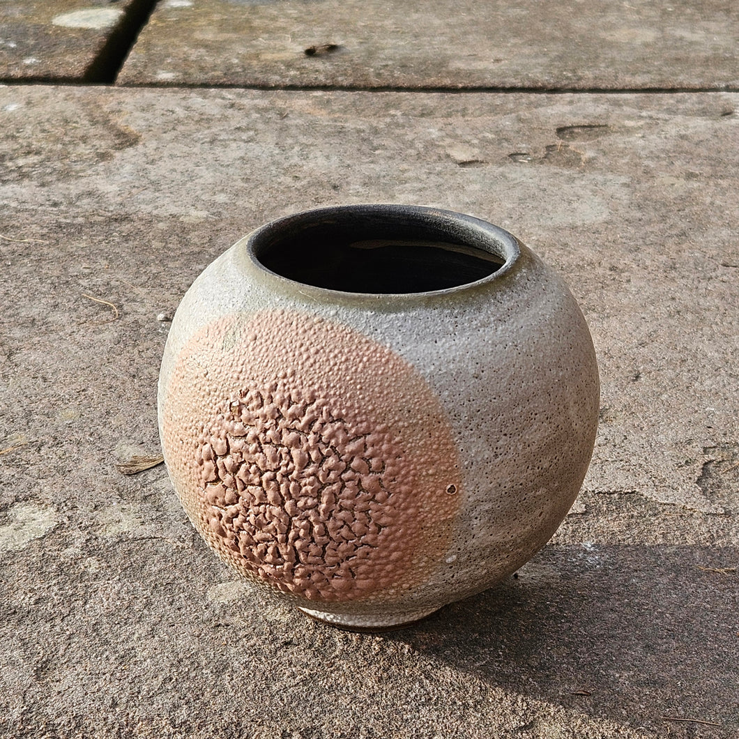 Crackle moonjar lichen glaze with red